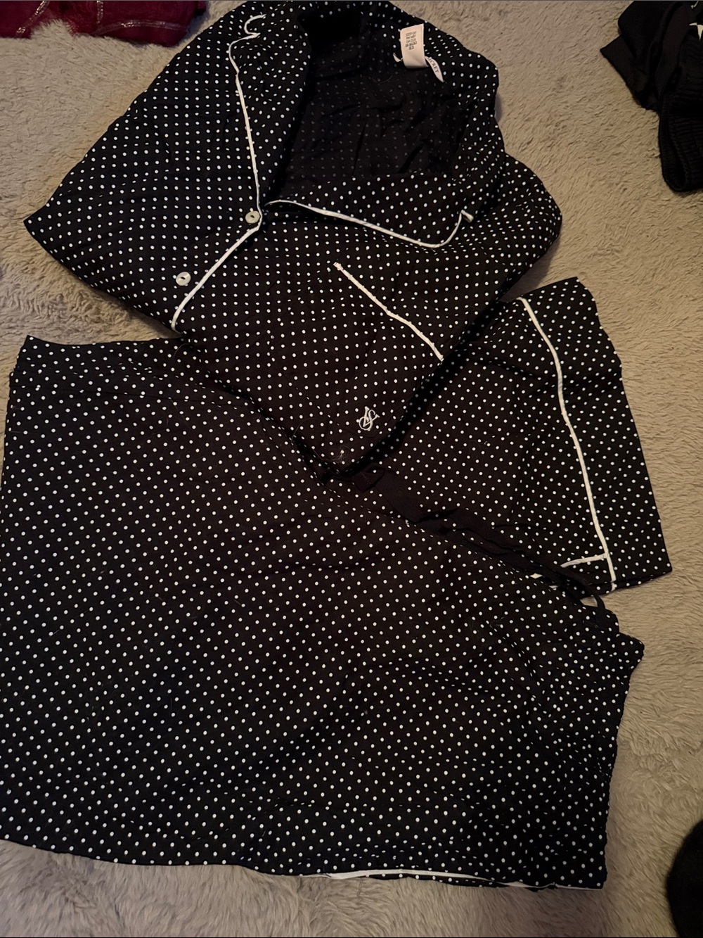 Women’s Black w/ White Polka Dot Victoria Secret Pajama Pants Set- Large